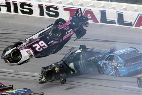 nascar crashes 2019